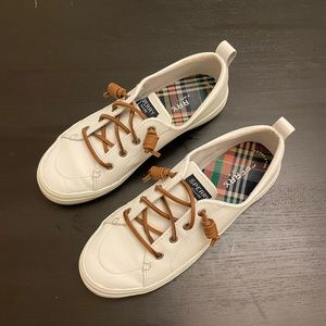 Sperry Women's Crest Vibe Leather Sneaker